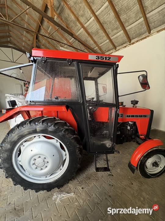 Ursus 35122812 mf255235 Kłobuck