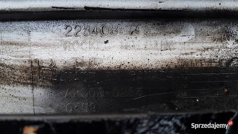 LISTWA PROGOWA PRAWA OPEL AMPERA 22840892 Klapy bagażnika Międzychód