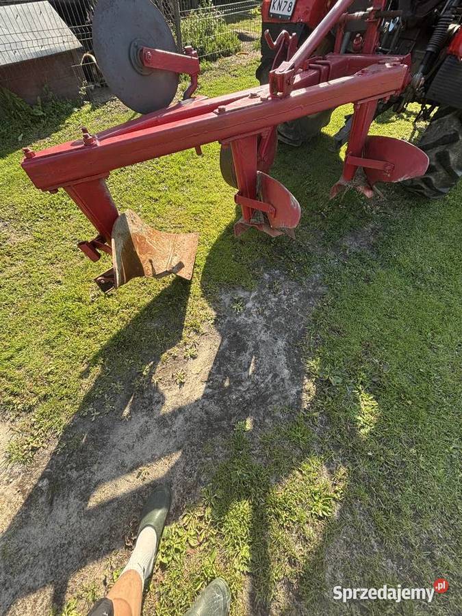 Pług 3 skibowy unia Grudziądz nieuszkodzony Pługi Małogoszcz
