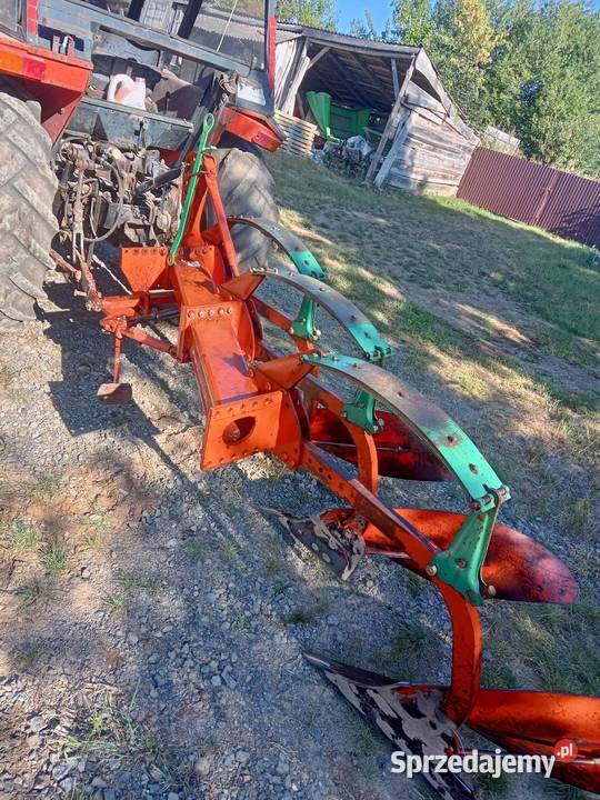 Kverneland 3 na resorze odkładania 18 Pługi Łagów