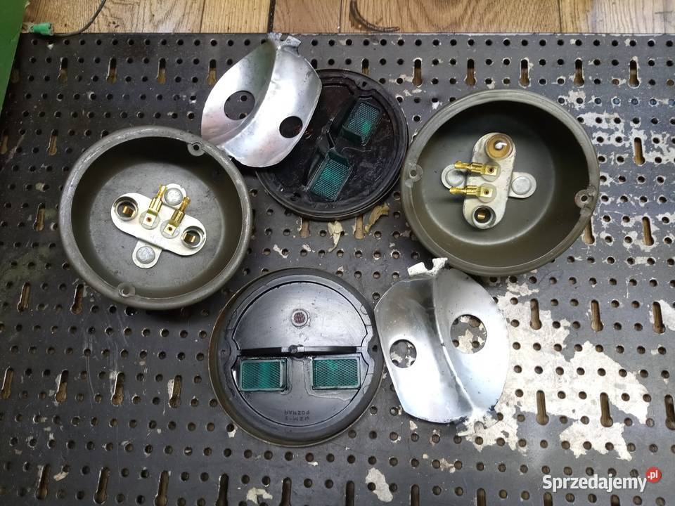 Lampy do pojazdu wojskowego osobowe Stalowa Wola