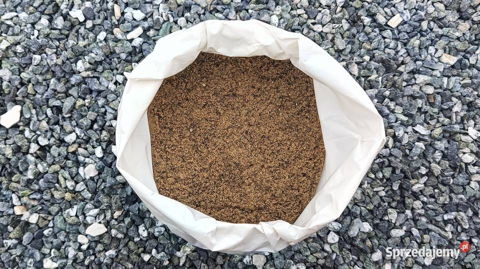 Ziemia przesiewana piasek 02 worek Dostawa pod wielkopolskie