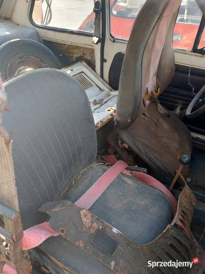 Dwa Fiaty 126p Maluch