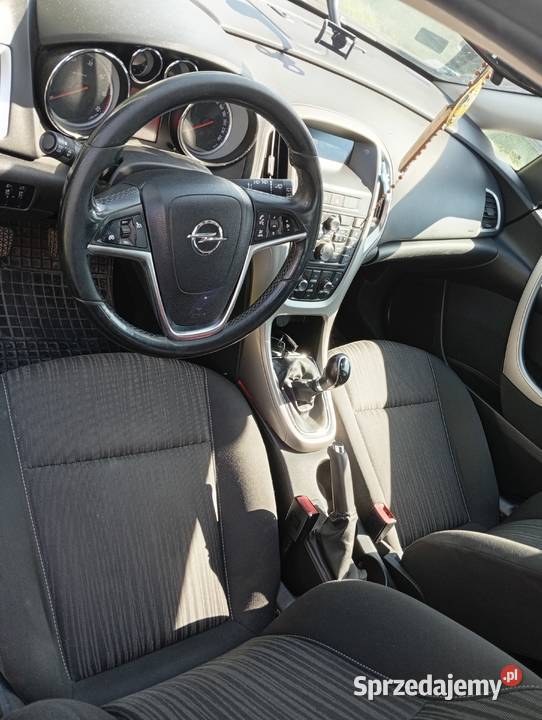 Opel astra j małopolskie