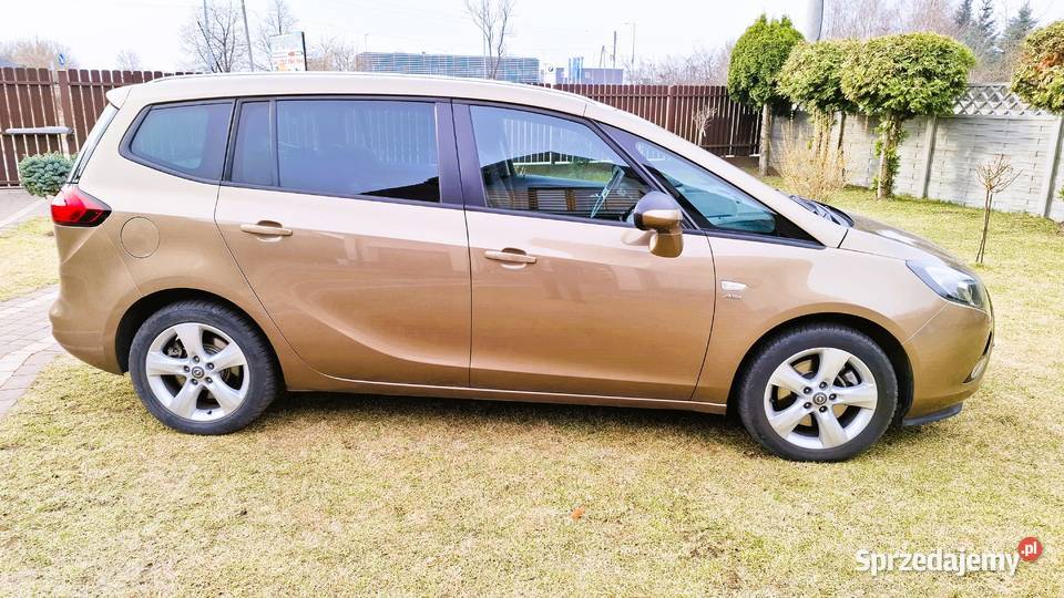 Sprzedam Opel Zafira 2014 r Zafira Pabianice