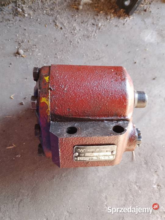 Pompa podnośnika Ursus c360 sprzedam