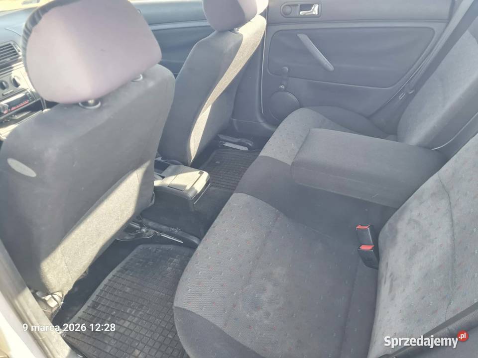 VW PASSAT ładny stan 16 benzyna Passat podlaskie Grajewo
