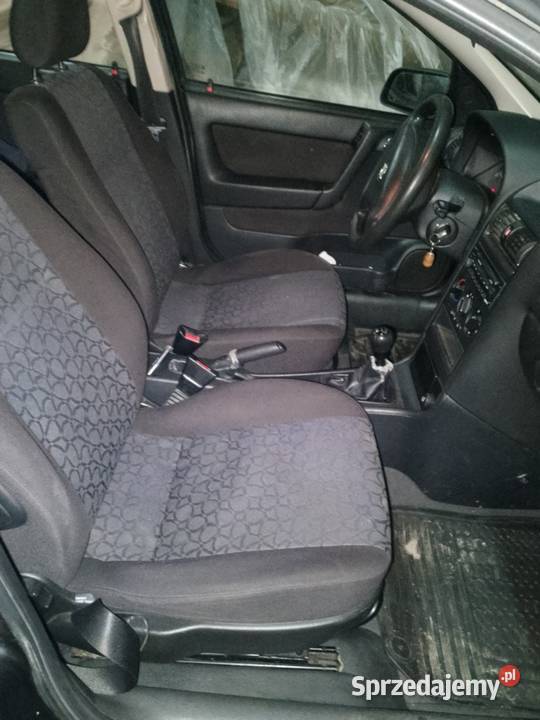 Opel Astra 1 6 LPG Września sprzedam