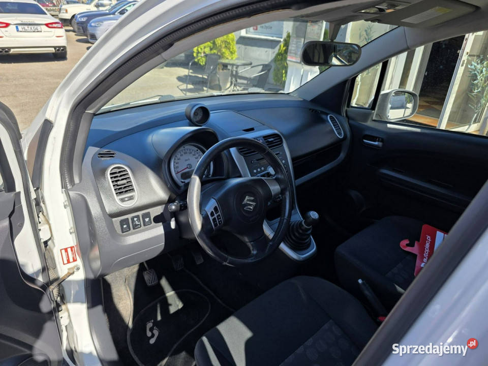 Suzuki Splash 12 Benzyna 86 Klimatyzacja autoalarm sprzedam