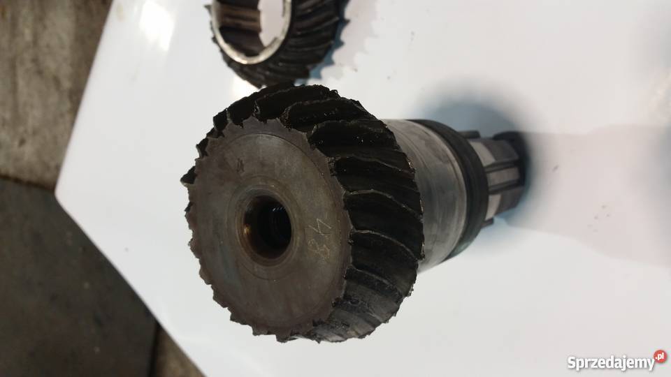 Wałek wieloklinowy skrzynki obrotów TUR50S Białystok