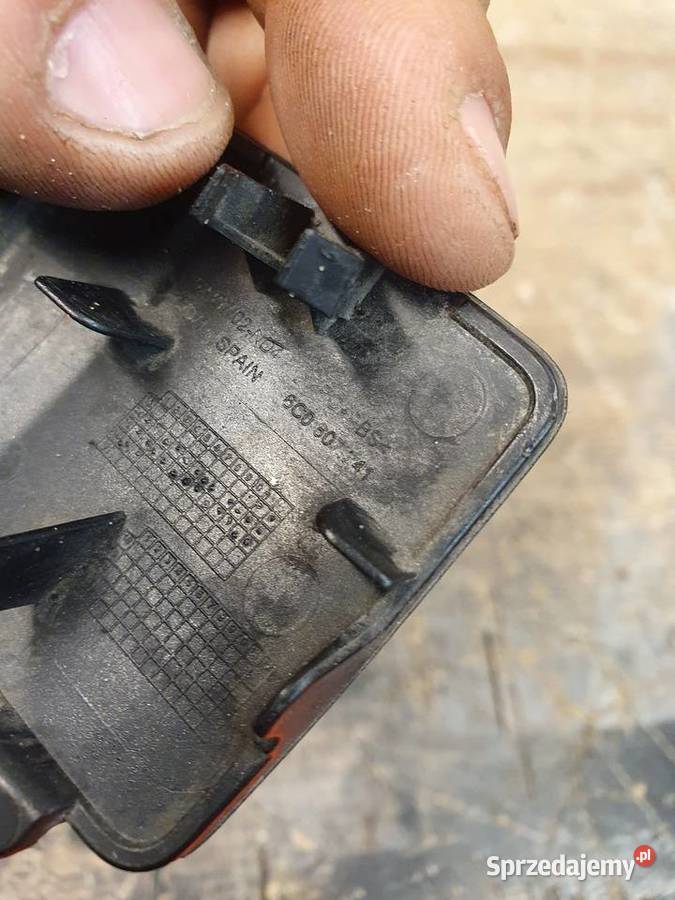 VW POLO V LIFT 6C0 ZAŚLEPKA HAKA ZDERZAKA PRZÓD wielkopolskie Międzychód