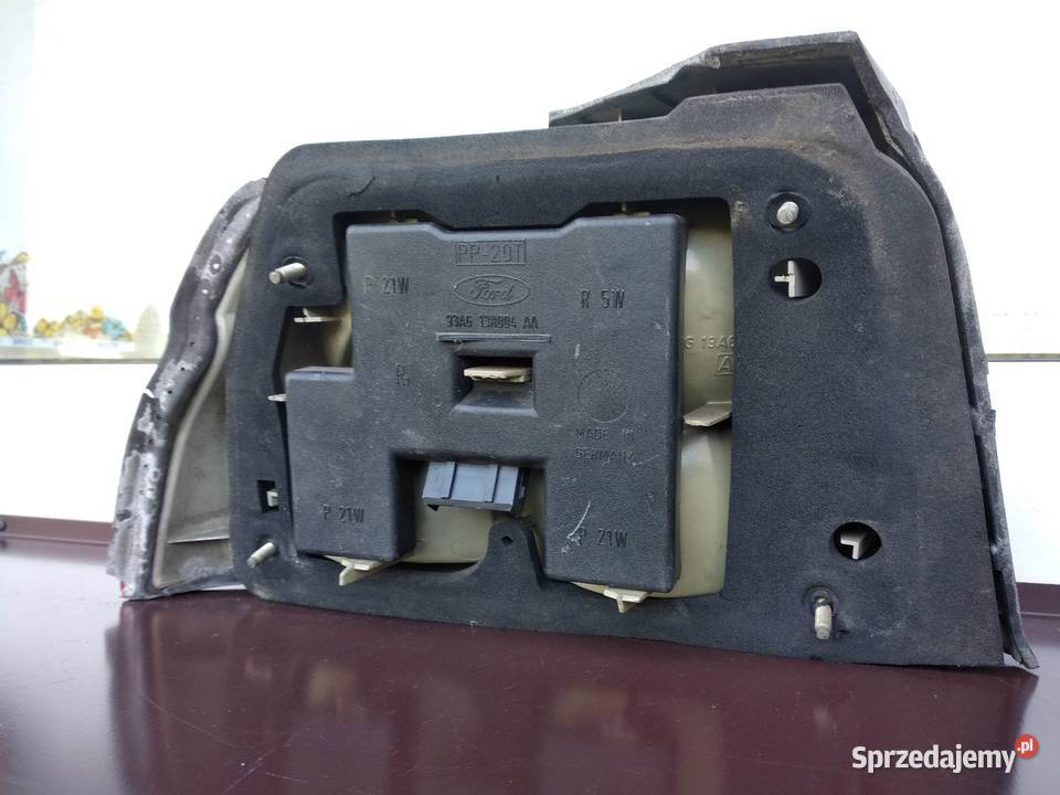 Ford Escort MK6 MK7 lampa tył tylna prawa Motoryzacja Sieradz