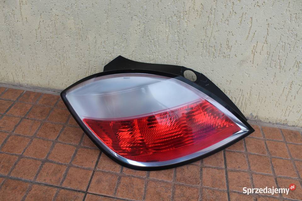LAMPA LEWY TYŁ TYLNA OPEL ASTRA H HB 5D 24451835 osobowe sprzedam