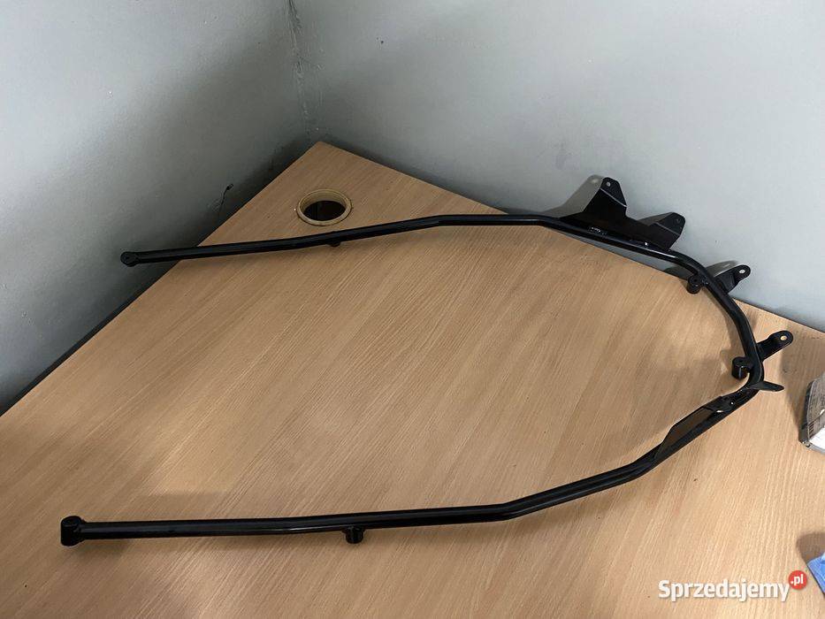 Piaggio MP3 500300 Stelaż uchwyt szyby vespa Poznań sprzedam