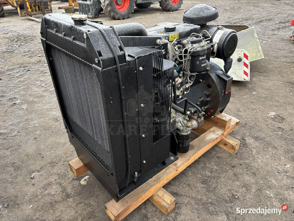 Perkins 17961500 F3230 AB35049 Silnik Kompletny Pozostałe Pozostałe wielkopolskie Jastrzębniki
