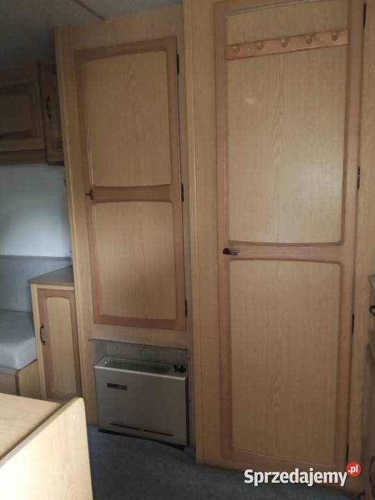 Przyczepa kempingowa 1000dmc Rok produkcji 1990 Albigowa