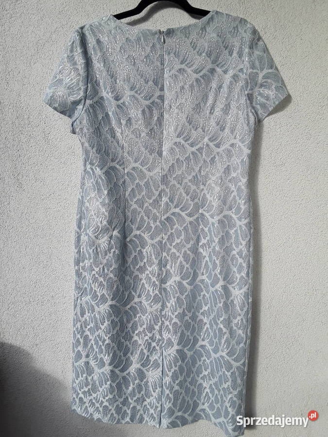 Piękna mieniąca sukienka r42