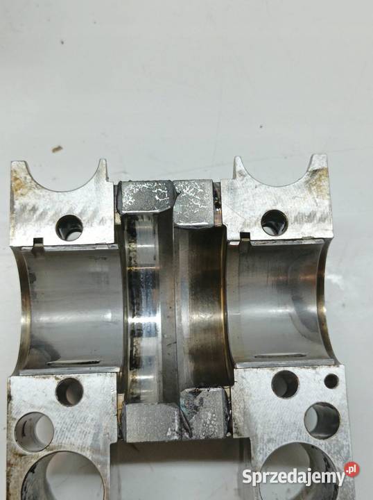 GŁOWICA KOMPLETNA 038103373R 19 TDI VW Rok produkcji 2003 Głowice cylindrów