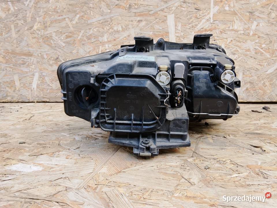 Lampa lewa xenon Audi a4b6 200zl stan