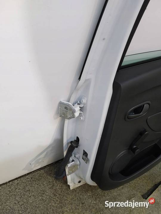 DRZWI PRAWE TYŁ SEDAN DV369 Dacia Logan II 2012 świętokrzyskie