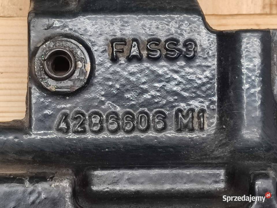 Wspornik 4286606 Massey Ferguson 7485 wielkopolskie Wilkowo