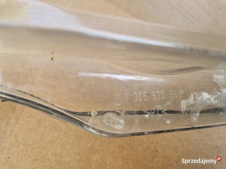 Klosze lamp reflektorow mercedes C204