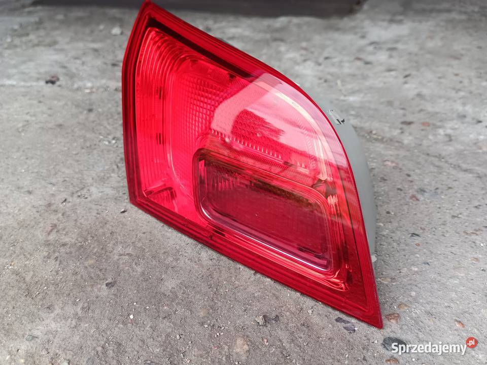 Lampa tylna lewa Opel Astra J kombi osobowe Buszkowo sprzedam