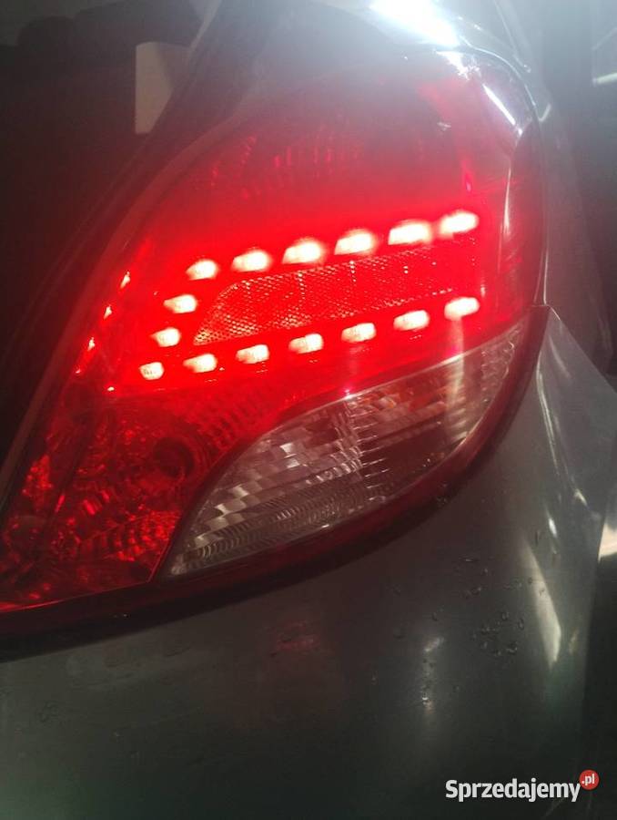 Lampa tylna prawa peugeot 207 10r 5 d Części samochodowe Płońsk