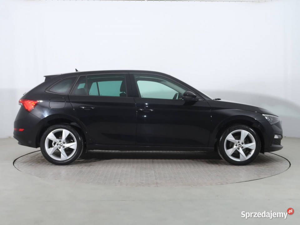 Skoda Scala 10 TSI asystent pasa ruchu Lublin