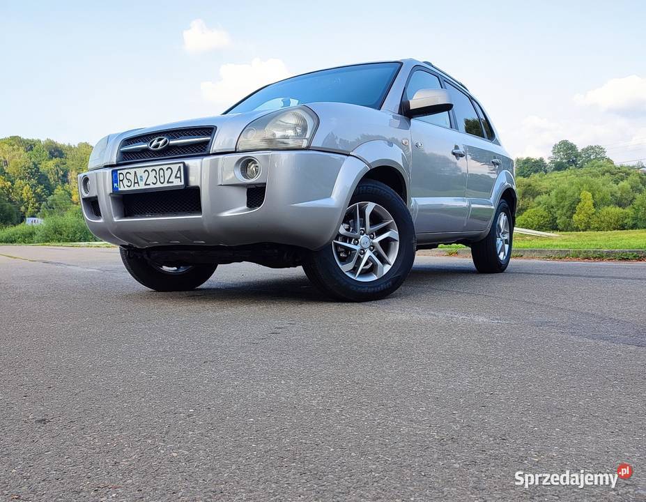 Ładny nie zgnity Hyundai Tucson 20 diesel 140 srebrny Domaradz