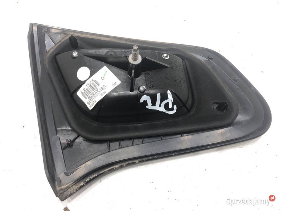 LAMPA TYŁ PRAWA WEWNĘTRZNA CITROEN C3 II