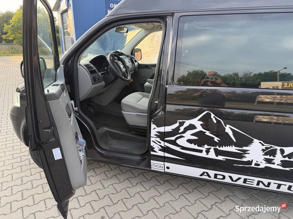 Volkswagen T5 Transporter kamper Rok produkcji 2006 Skwierzyna