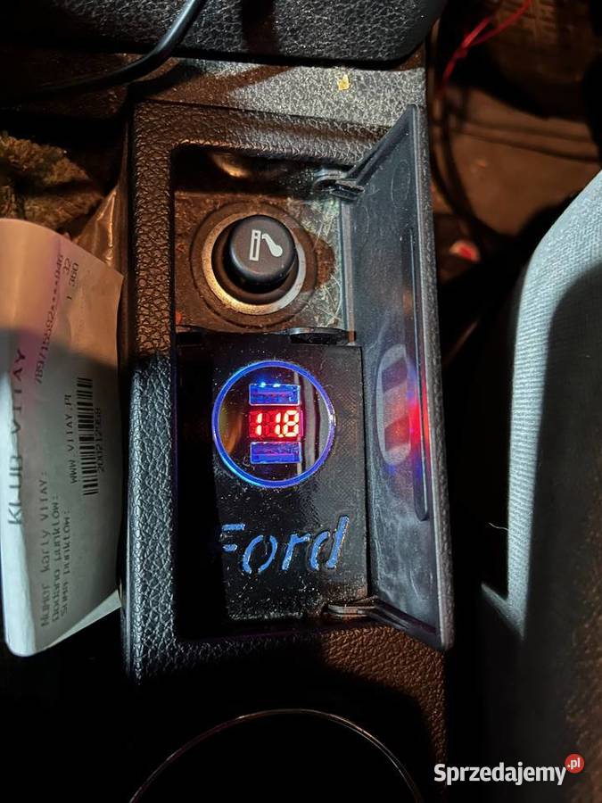 ładowarka voltomierz uchwyt na kubek zapalniczka osobowe Orzesze