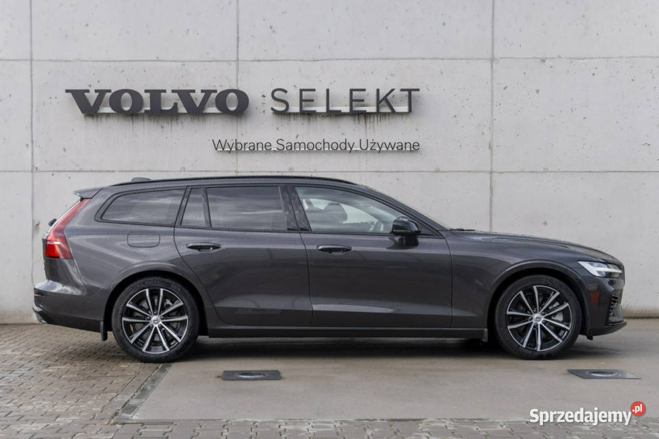 Volvo V60 Volvo V60 T6 253145 FV23 Gwarancja Hak przyciemniane szyby Łódź sprzedam