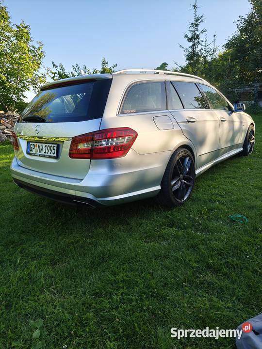 Mercedes Klasa E 350 T CDI DPF BlueEFFICIENCY Rok produkcji 2010 Poznań