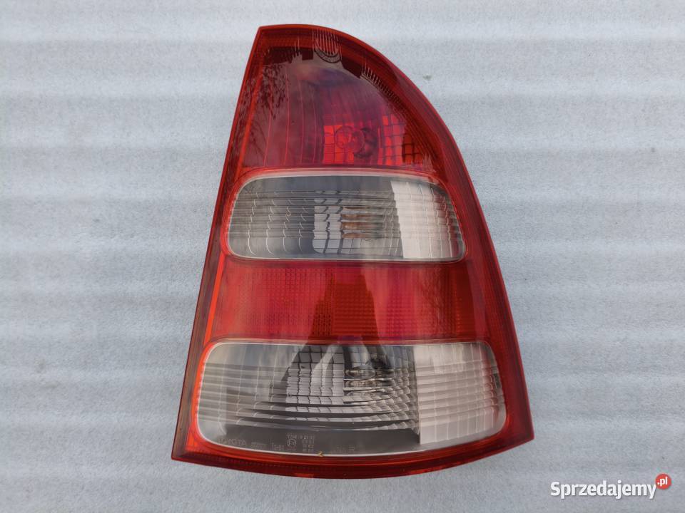 Lampa Prawy Tył Tylna Prawa Toyota Corolla E12 Wyszków