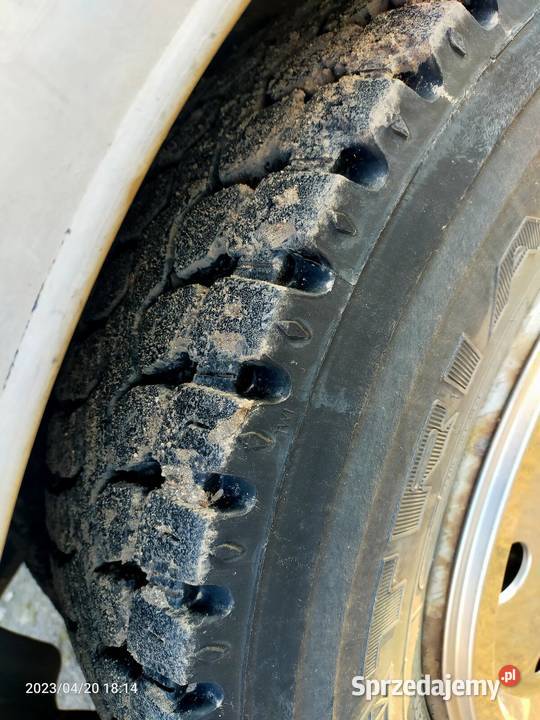 Mercedes 814 Holownik Pomoc Drogowa Laweta z diesel pomorskie Trąbki Małe