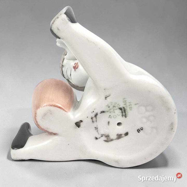 dziecko z wiaderkiem lalki art deco Hollóhza Bronisze