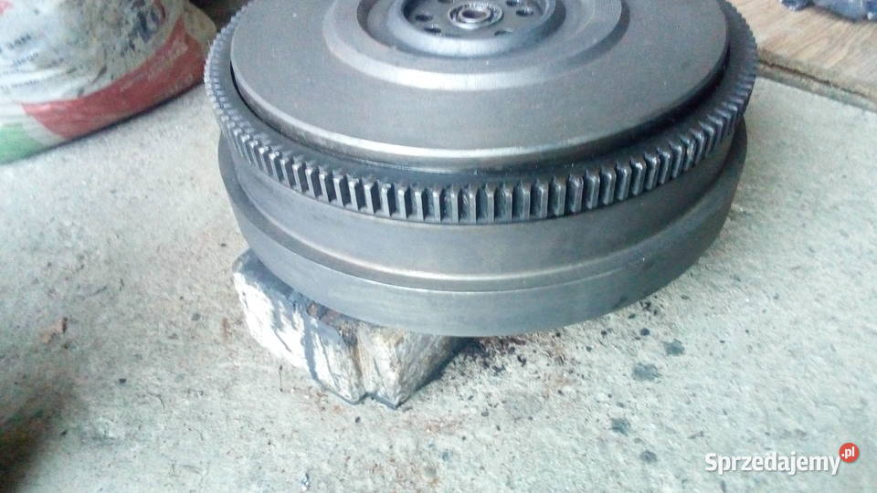 Sprzedam koło zamachowe ursusa c330 starego podkarpackie Maćkowice