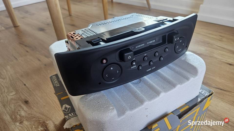 Fabrycznie nowy Radioodtwarzacz Renault Tuner