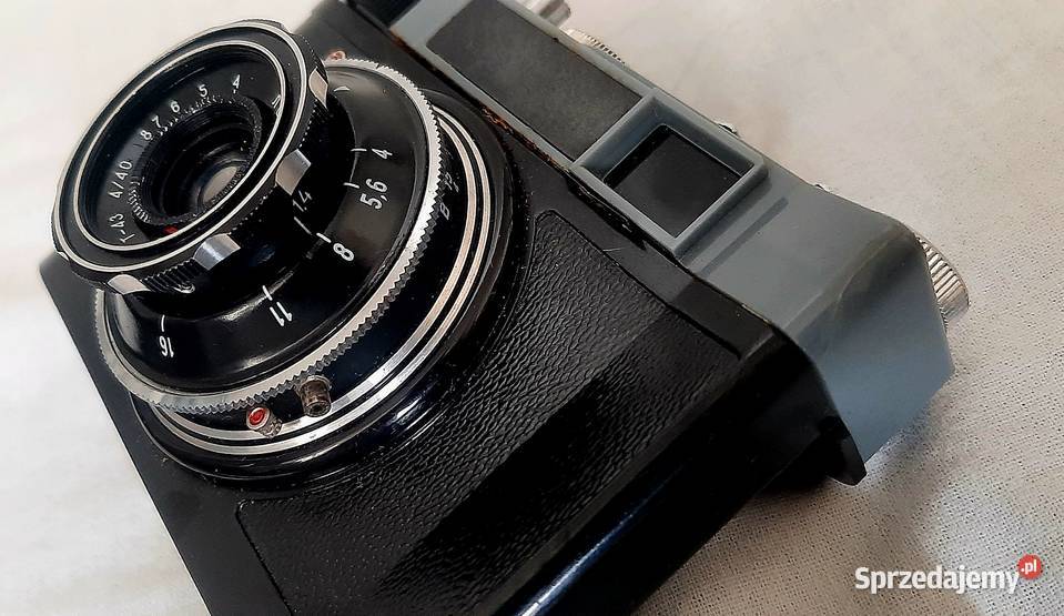 Analogowy aparat fotograficzny Cmena rok '60