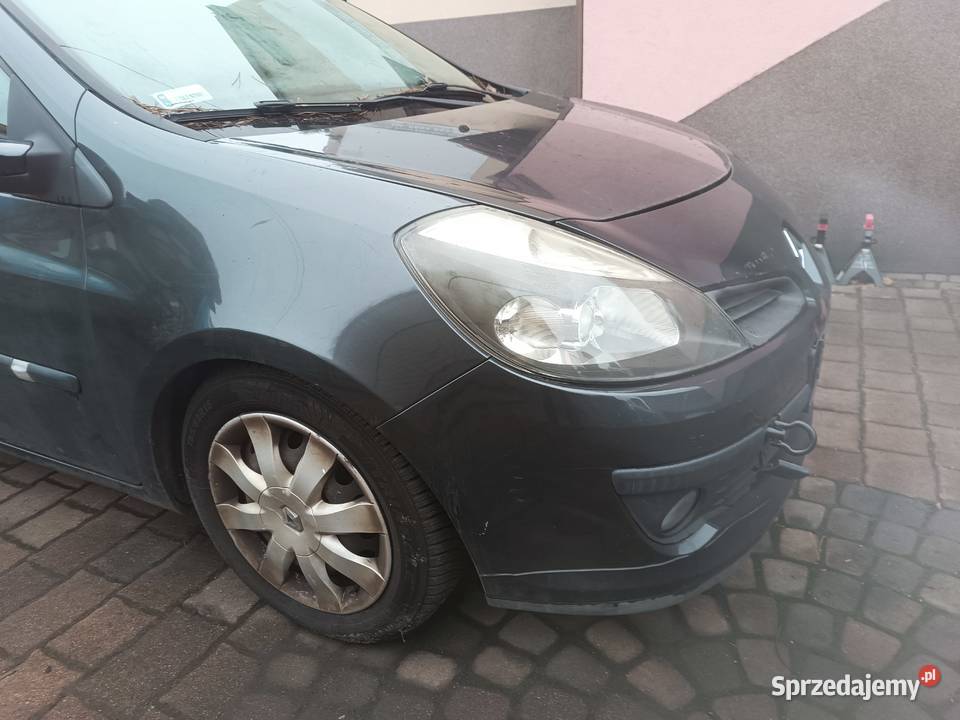 Renault Clio 3 III 0508 zderzak przedni śląskie Częstochowa