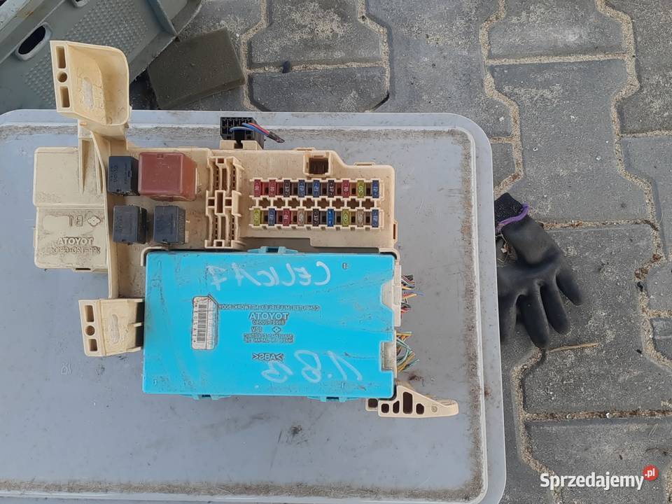 Moduł skrzynka bezpieczników Toyotą Celica VII Szczecin sprzedam