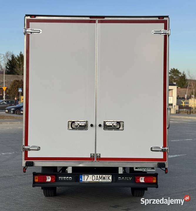 Iveco Daily 2022r35S18 30 HIMATIC Kontener 9 serwisowany w ASO