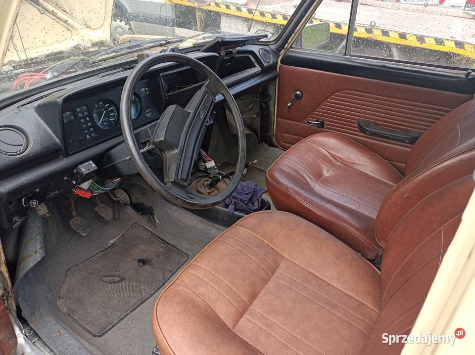 Fiat 125p kombi karetka Pruszków