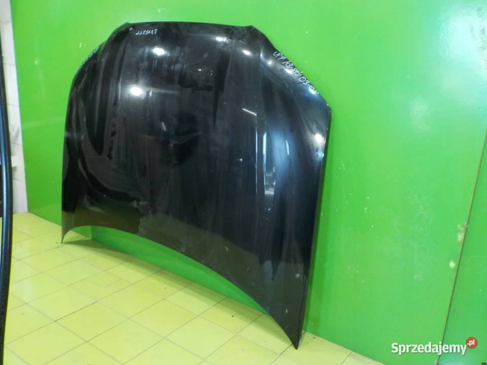 AUDI A3 8P II 20 TFSI AUT 05r HB 5D maska Suków