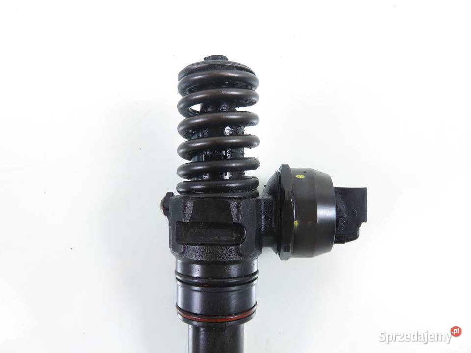 POMPOWTRYSKIWACZ AUDI A4 B6 19 TDI 038130073AJ Motoryzacja