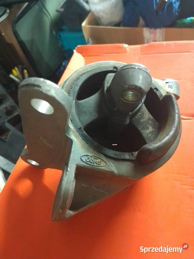 Ford Fiesta mk4 poduszka skrzyni silnik 13 Wągrowiec