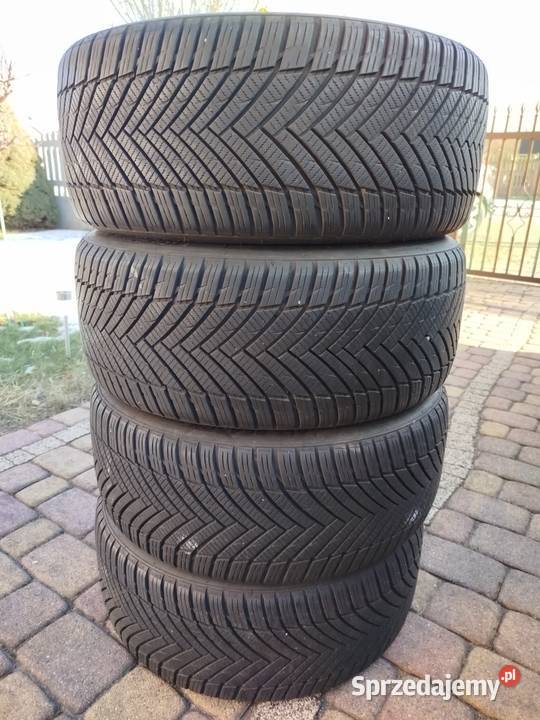 Opony wielosezonowe z 2023 r 21540 R17 Pajęczno sprzedam