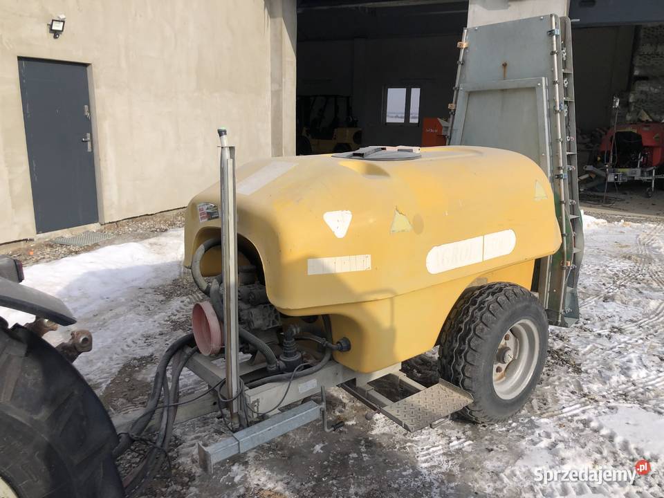 Opryskiwacz sądowniczy Agrola 1500 Zaczepiane Kraśnik